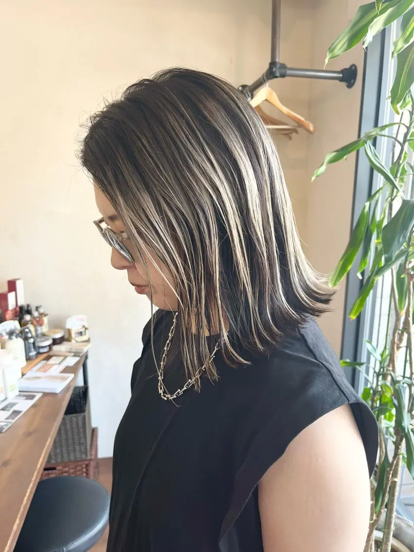ミディアム カラー カット ヘアカラー トリートメント AKALA HAIR 西宮店 Juriのヘアスタイル