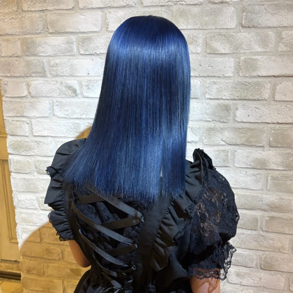 セミロング カラー ブルーカラー 🐺イノウエ サキ🐺のヘアスタイル