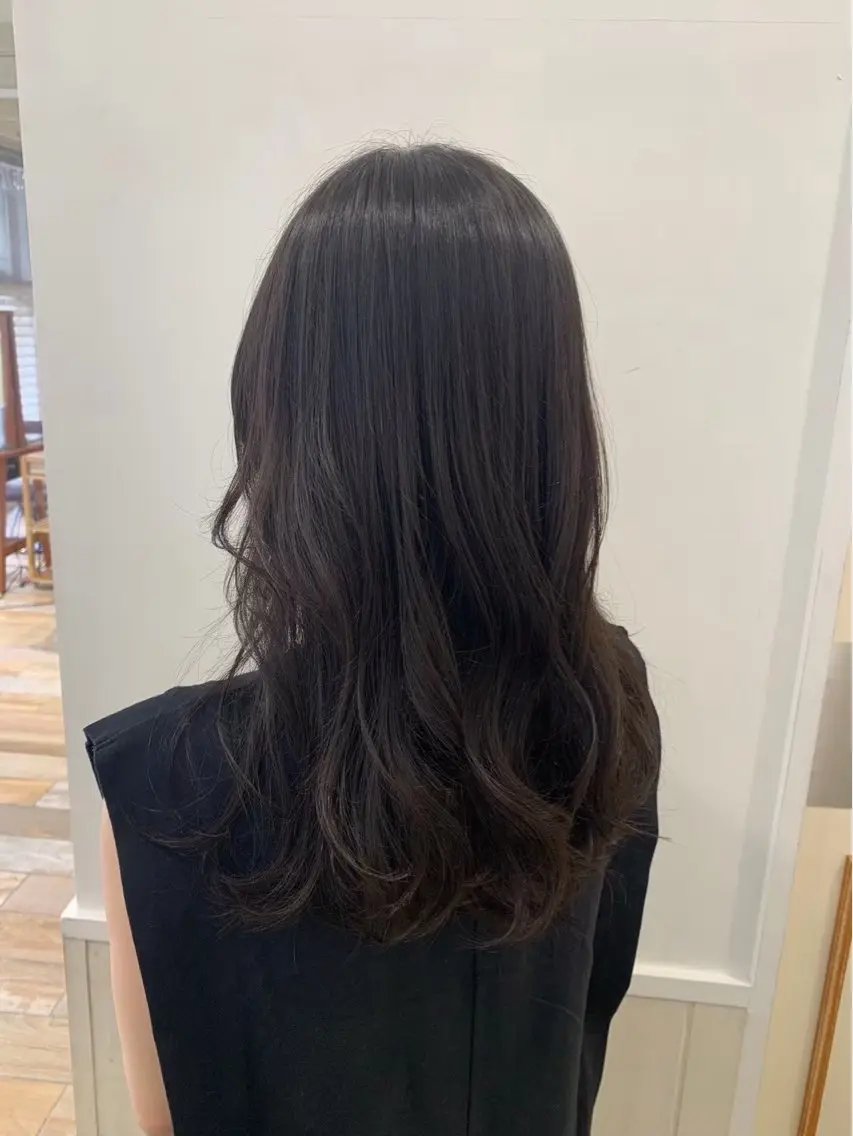 カラー レイヤーカット⛓ hina🩶のヘアスタイル