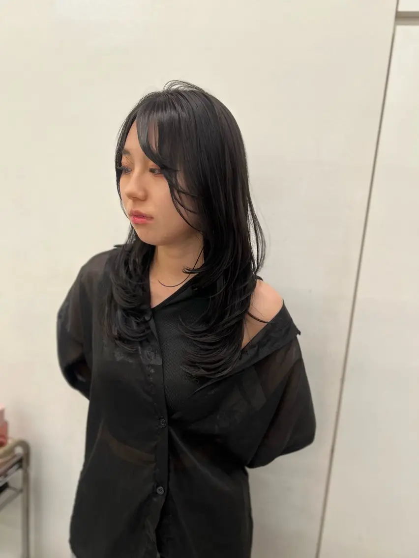 ロング カラー ヘアアレンジ カット ヘアカラー トリートメント ヘッドスパ ヘアセット 透明感×韓流ハイ トーン🫧RYUTAのヘアスタイル