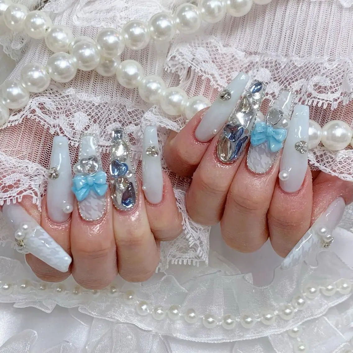 ネイル フレンチネイル ジェルネイル 韓国ネイル マグネットネイル 持ち込み ハンドネイル Mimi nail _Royalのネイルデザイン