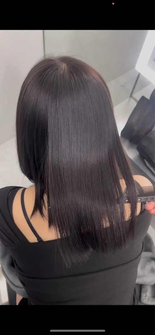 ミディアム 安江 陽菜のヘアスタイル