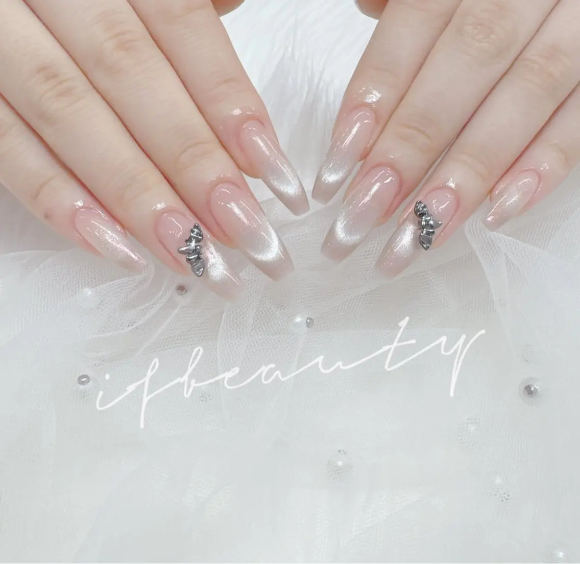 【チップ長さだし】マグネットフレンチネイル💅8900円【ベース付き】の写真