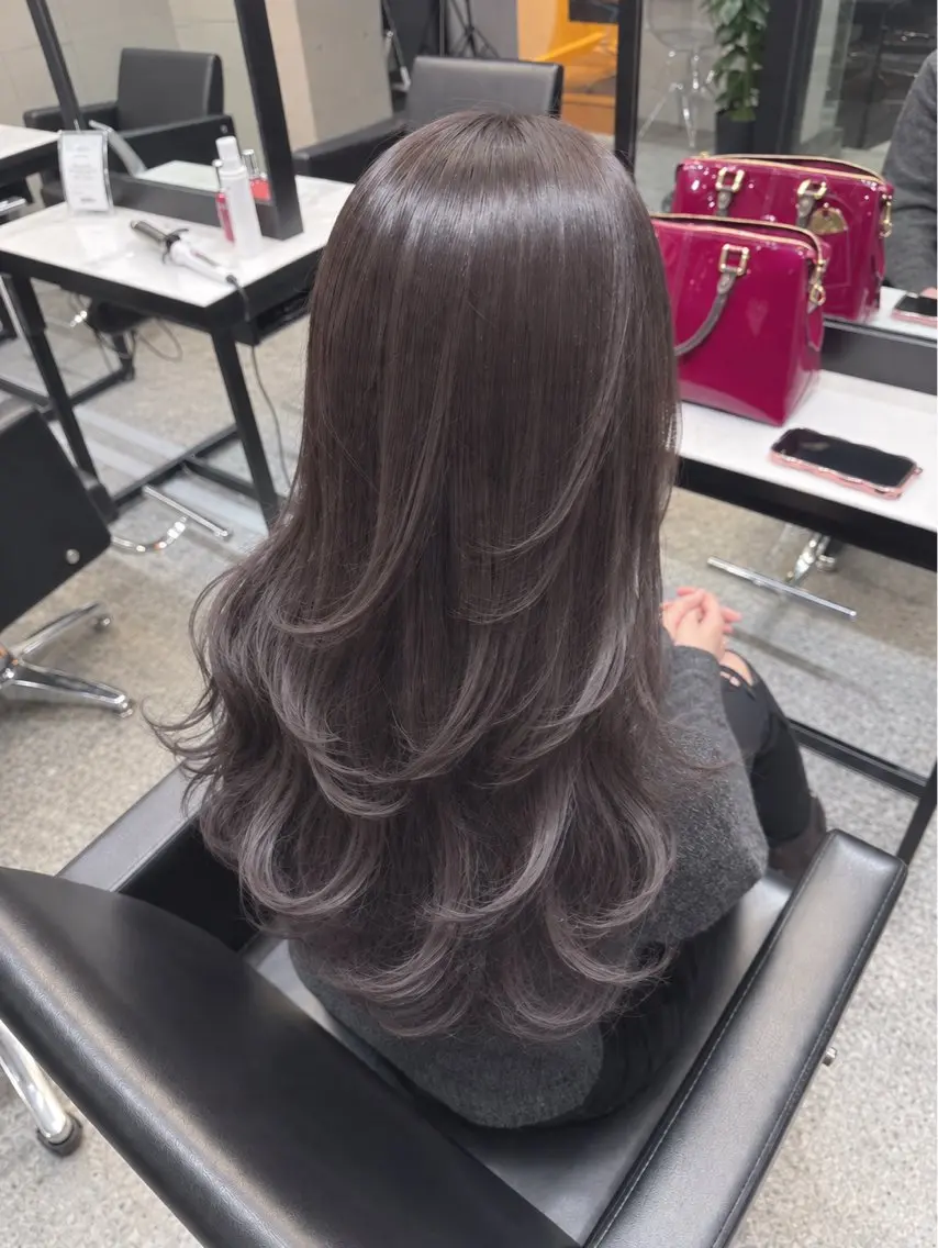 セミロング カット ヘアカラー 🍒ケアブリーチ/ YUI🍒のヘアスタイル