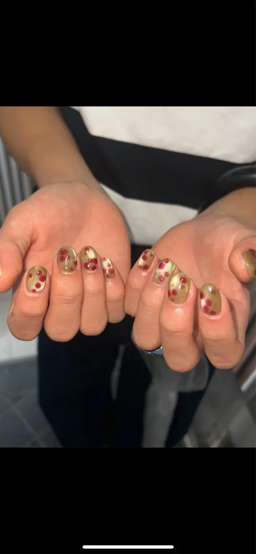 ネイル ハンドネイル Hata nail 🎀個性派ニュアンスのネイルデザイン