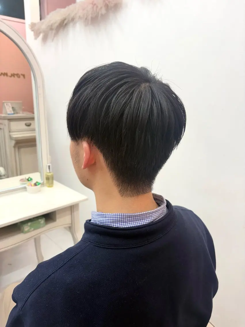 メンズ限定 カット& ストレートの写真