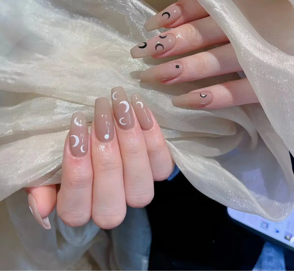 ネイル ハンドネイル ハンドケア 🍑 momo_nailのネイルデザイン