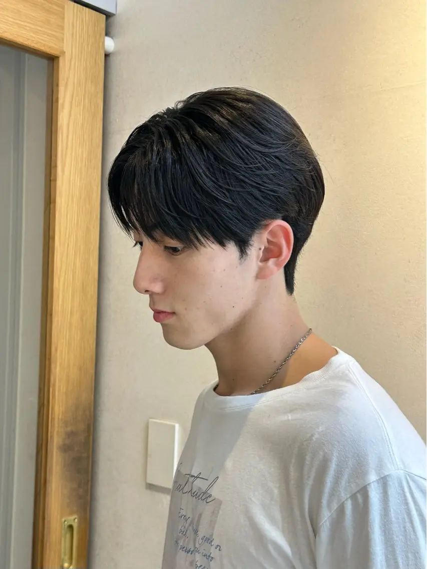 カラー メンズ ヘアカラー トリートメント 透明感/艶カラー /縮毛矯正/髪質改善のヘアスタイル
