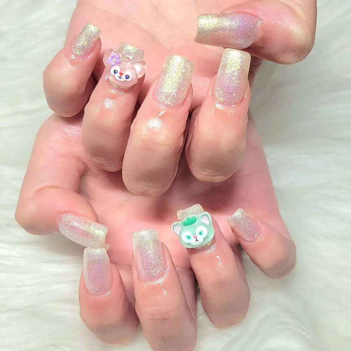 ネイル ホワイト Natsumi 🦊  Nailのネイルデザイン