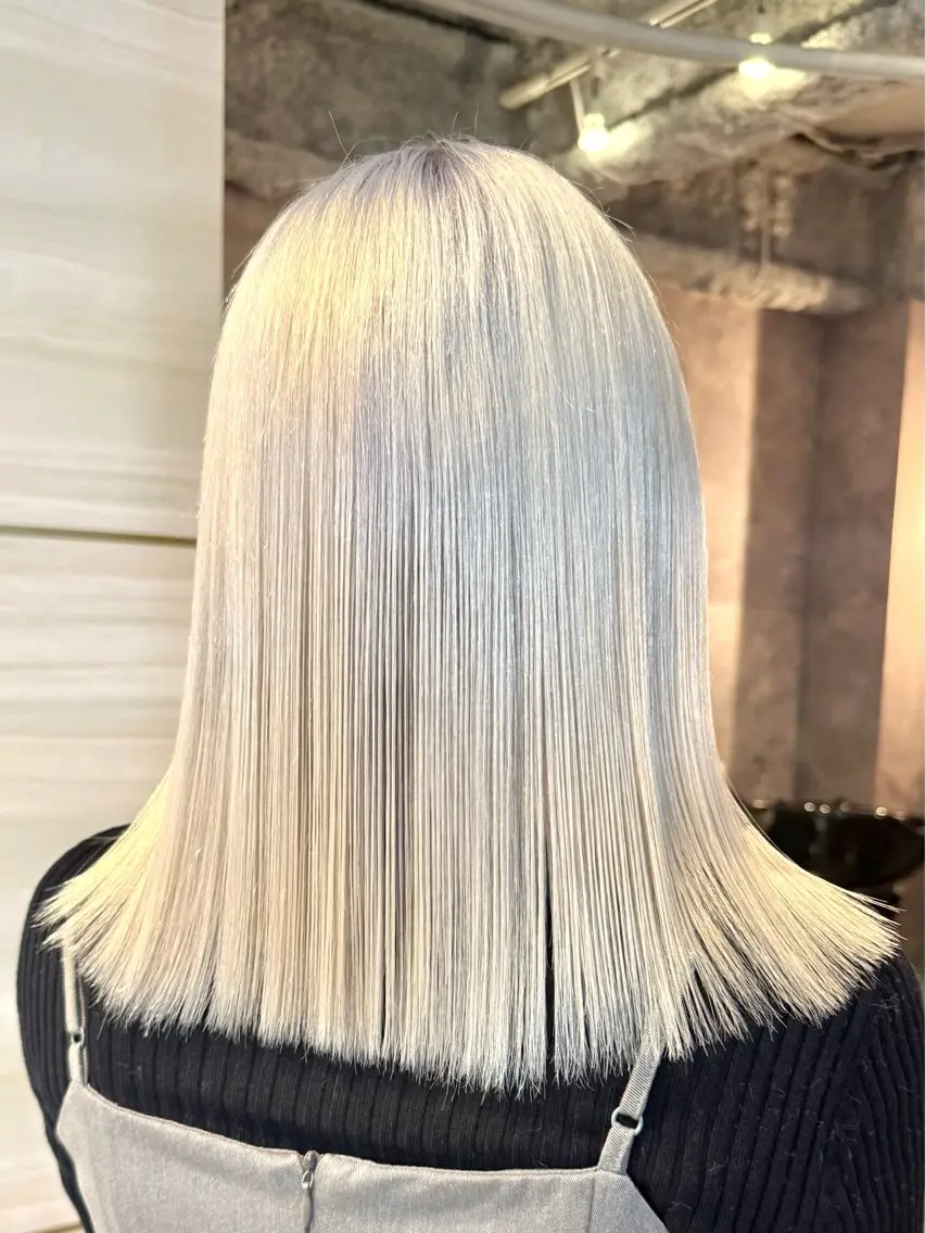 ミディアム カラー パーマ ヘアアレンジ ヘアカラー トリートメント 🌱巴結生🌿グレー ジュ☁️ミルクティーのヘアスタイル