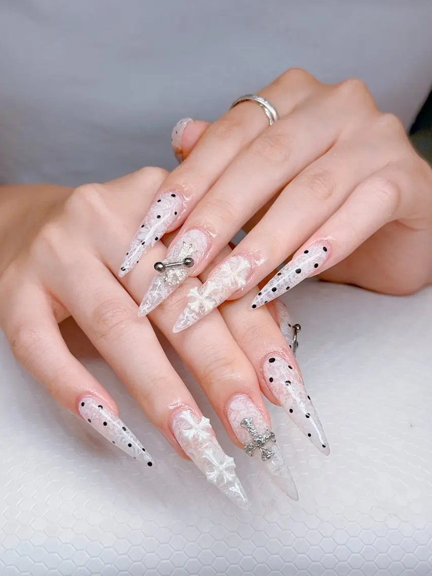 カラー RUBY NAIL& BEAUTY SPAのネイルデザイン