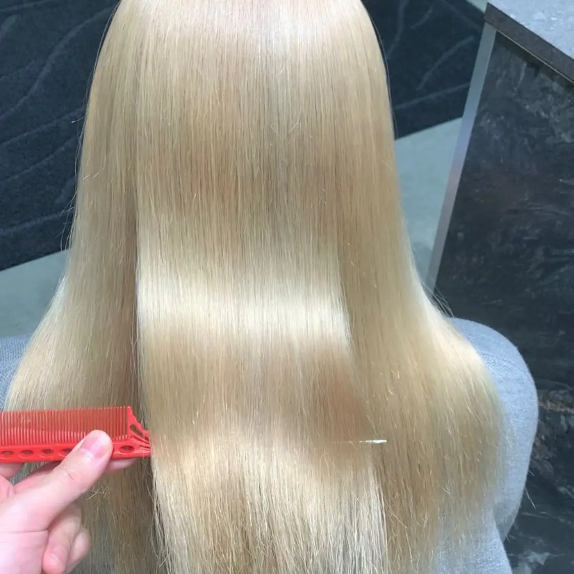 ロング カラー カット ヘアカラー トリートメント れい🫧 ハイトーン特化のヘアスタイル
