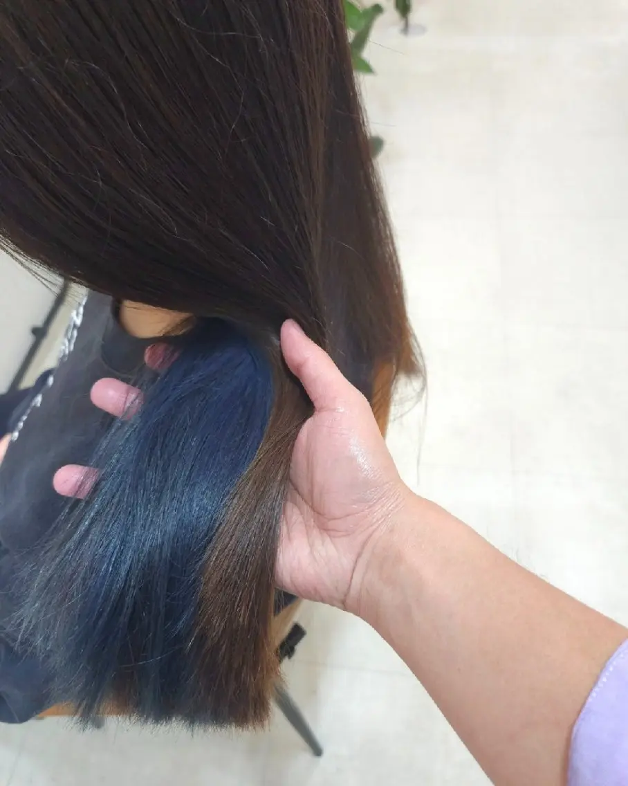 セミロング ヘアカラー トリートメント nico ニコ🫧のヘアスタイル