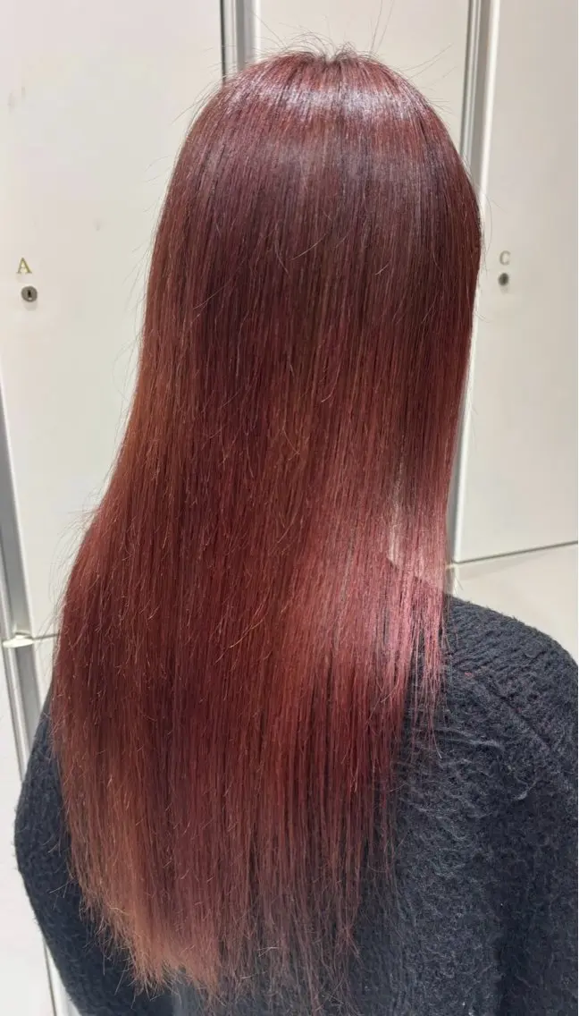 ロング カラー ブリーチ ブラウンカラー レッドカラー boss 紗羽のヘアスタイル