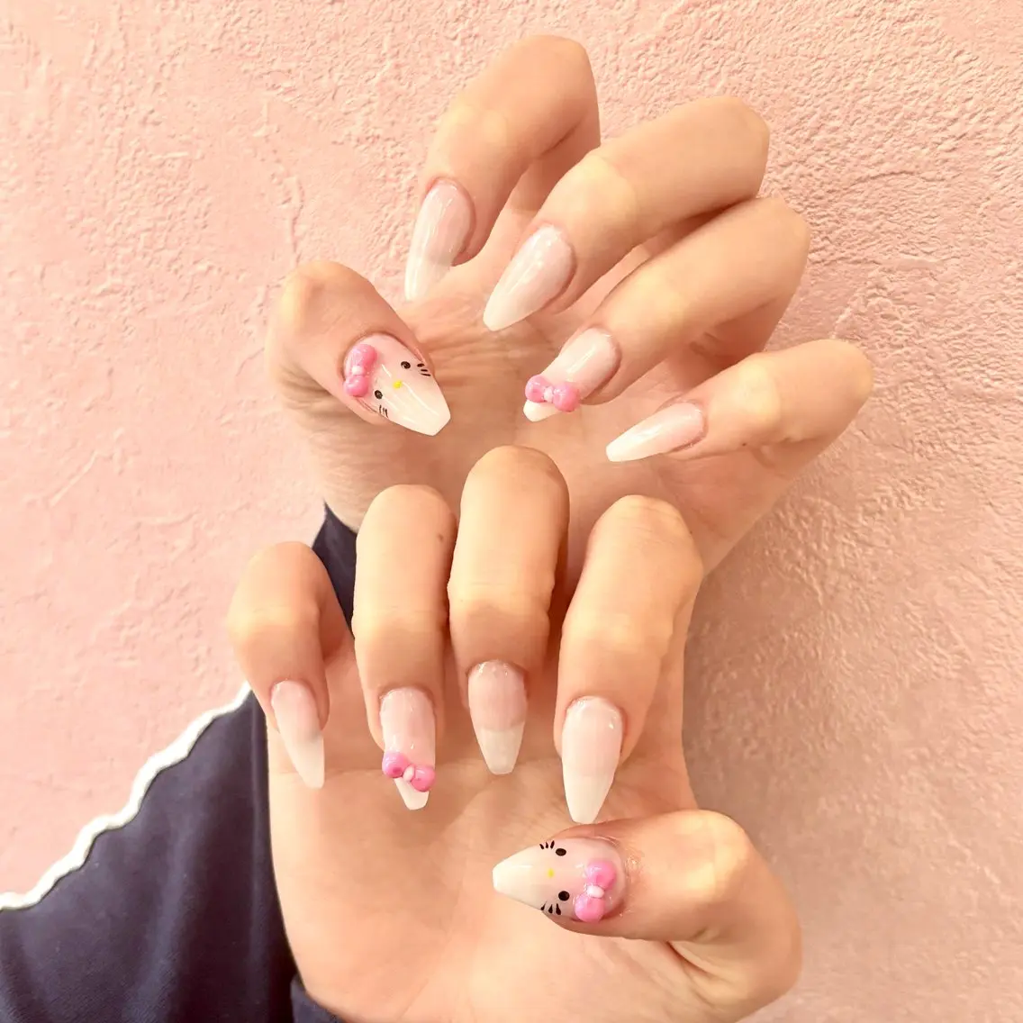 ネイル ハンドネイル 🦋WOLTOKYO 🦋shizukuのネイルデザイン