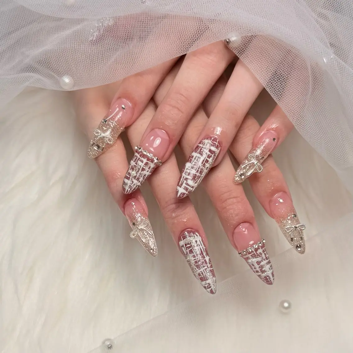 セミロング ハンドネイル 🌹Belle Nail🌹のネイルデザイン