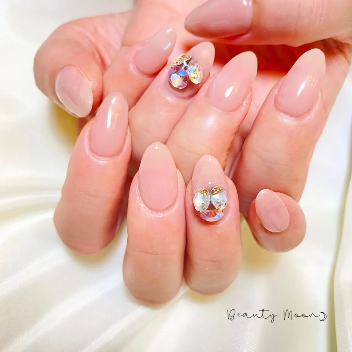 ネイル アートネイル ジェルネイル ハート ミラーネイル beauty ☪︎moonのネイルデザイン