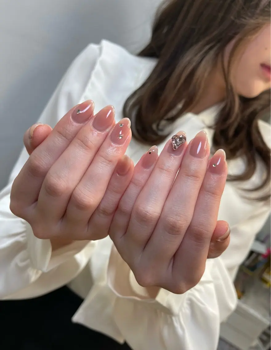 ミディアム ハンドネイル めぐみのネイルサロン スタッフ練習のネイルデザイン
