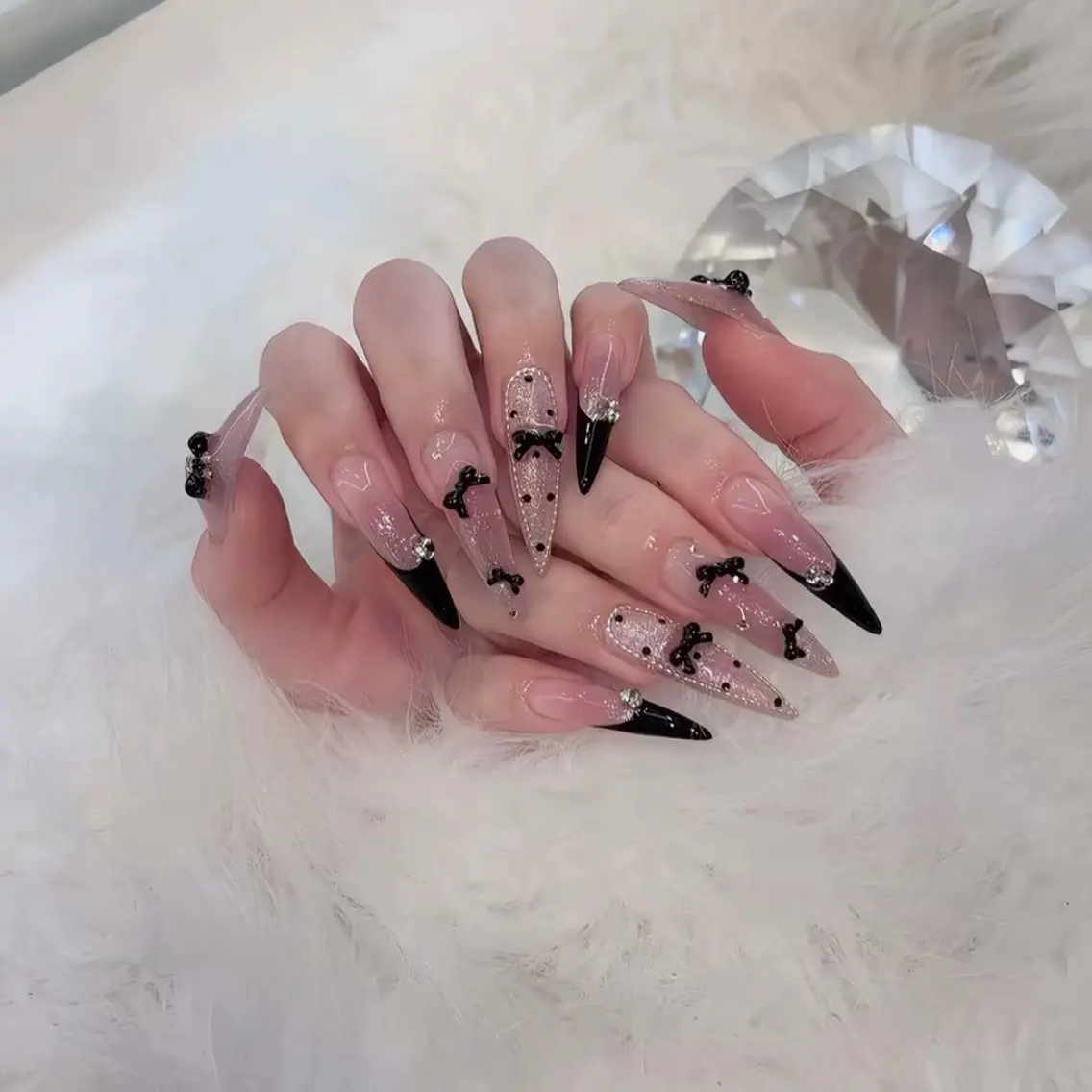 ネイル ハンドネイル Luna Gladeのネイルデザイン