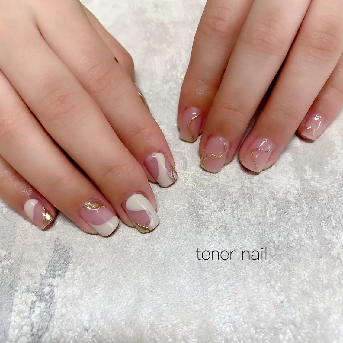 ネイル ミラーネイル ぷっくりネイル テネルネイル tener nailのネイルデザイン