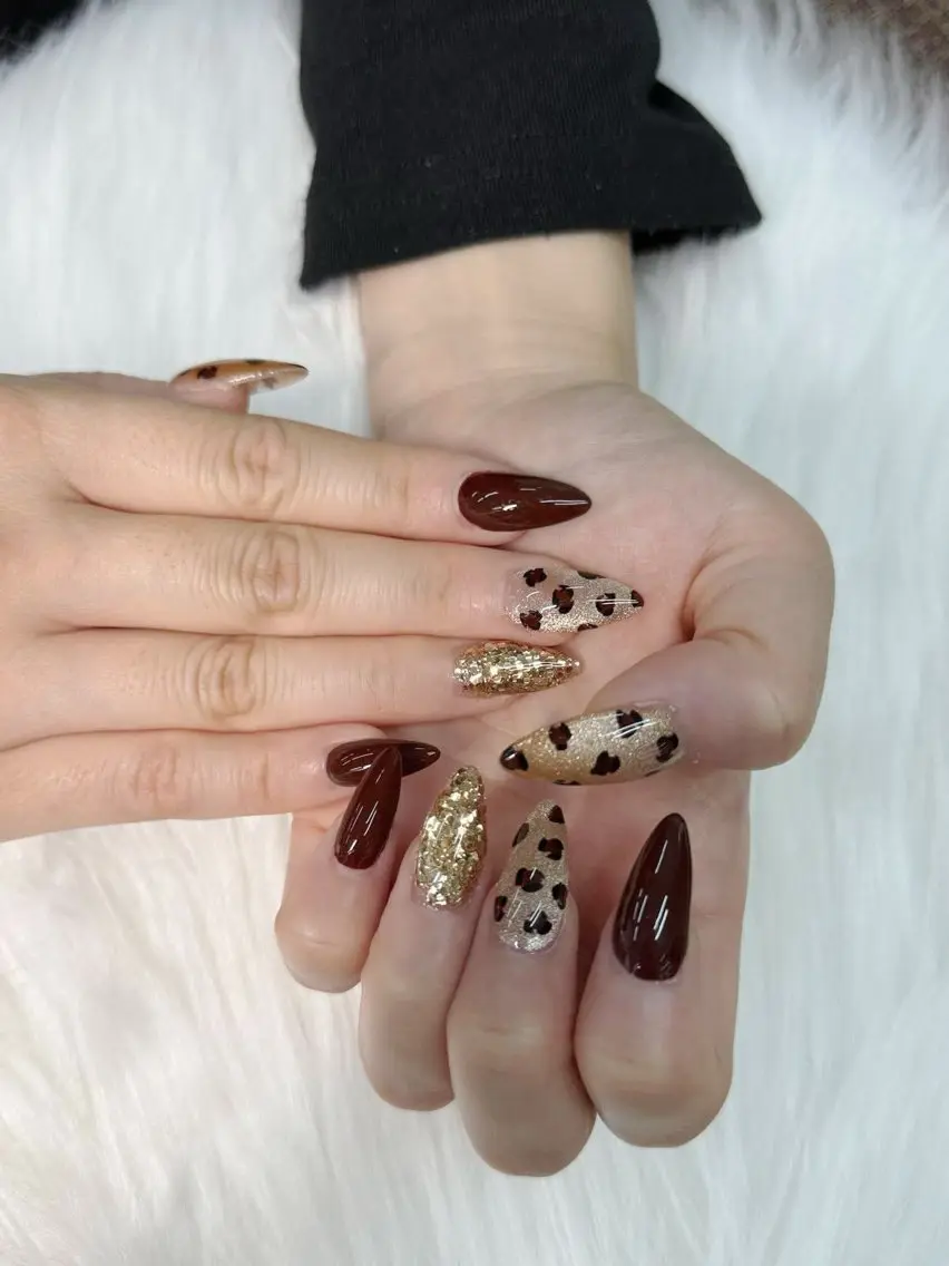 ネイル 韓国ネイル マグネットネイル 持ち込み Dyo Nail_Royalのネイルデザイン
