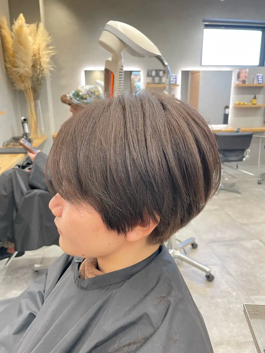 ショート カラー ブリーチ ダブルカラー ブリーチなしカラー 我舞谷 将人のヘアスタイル