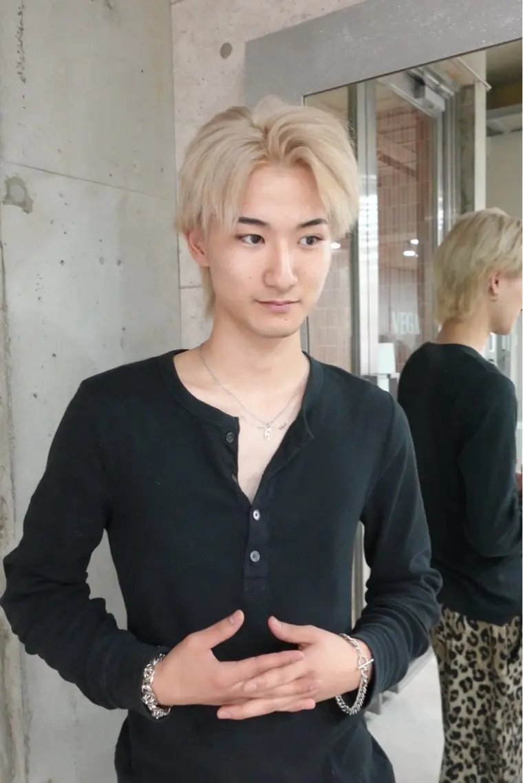 メンズ メンズブリーチ メンズハイトーン ヘアカラー トリートメント SAYA/デザイン カラー/ケアブリーチのヘアスタイル