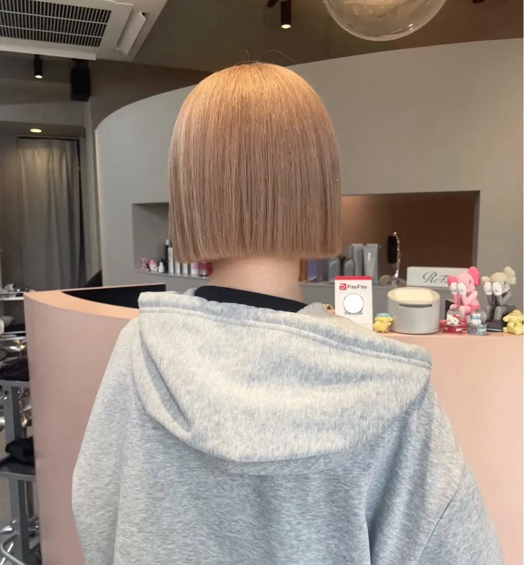 【ブリーチありダブルカラー➕似合わせカット】の写真