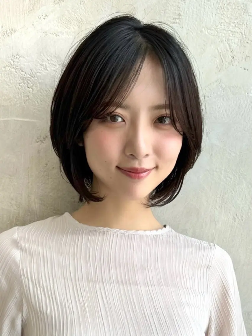 ショート カラー カット ヘアカラー トリートメント 💍新宿ショート 💍岩田莉奈のヘアスタイル