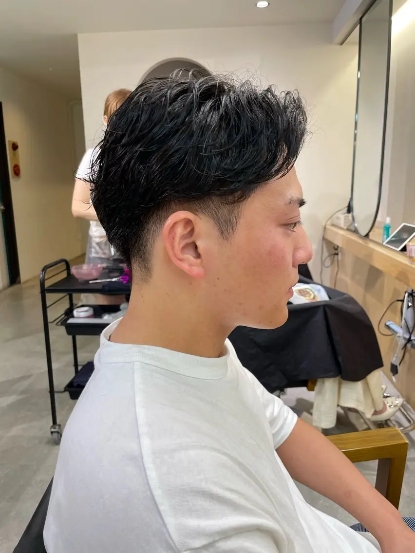 ショート パーマ メンズ カット パーマ マエダ リョウのヘアスタイル