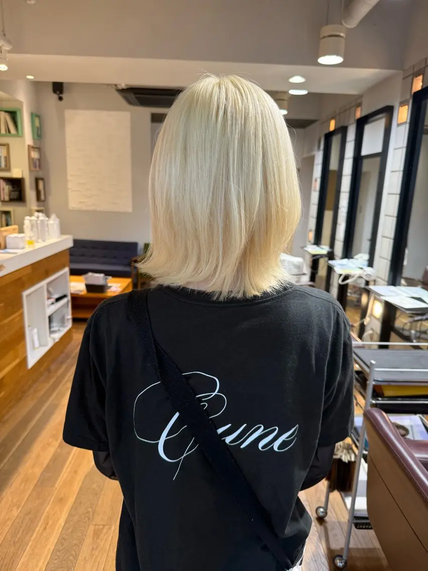 ミディアム 松本 夏海のヘアスタイル