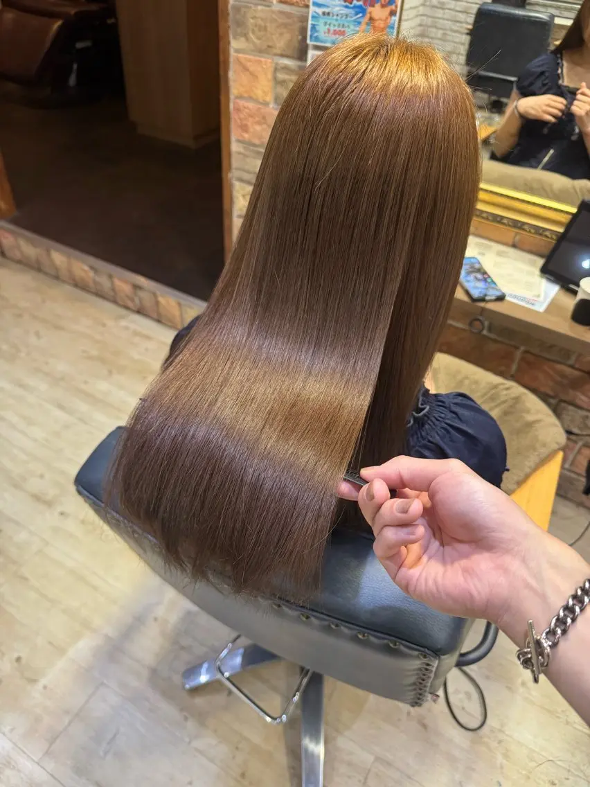 ロング ヘアカラー トリートメント 古川 流久のヘアスタイル