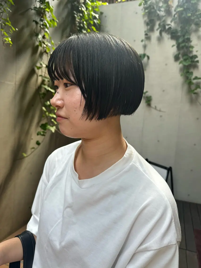 ショート ボブ カット ヘアカラー トリートメント 大人可愛い♡コテ巻き パーマ🌼杉田 萌恵のヘアスタイル