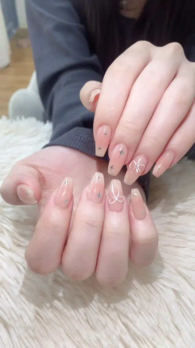 ネイル Rei _Nail 新宿のネイルデザイン