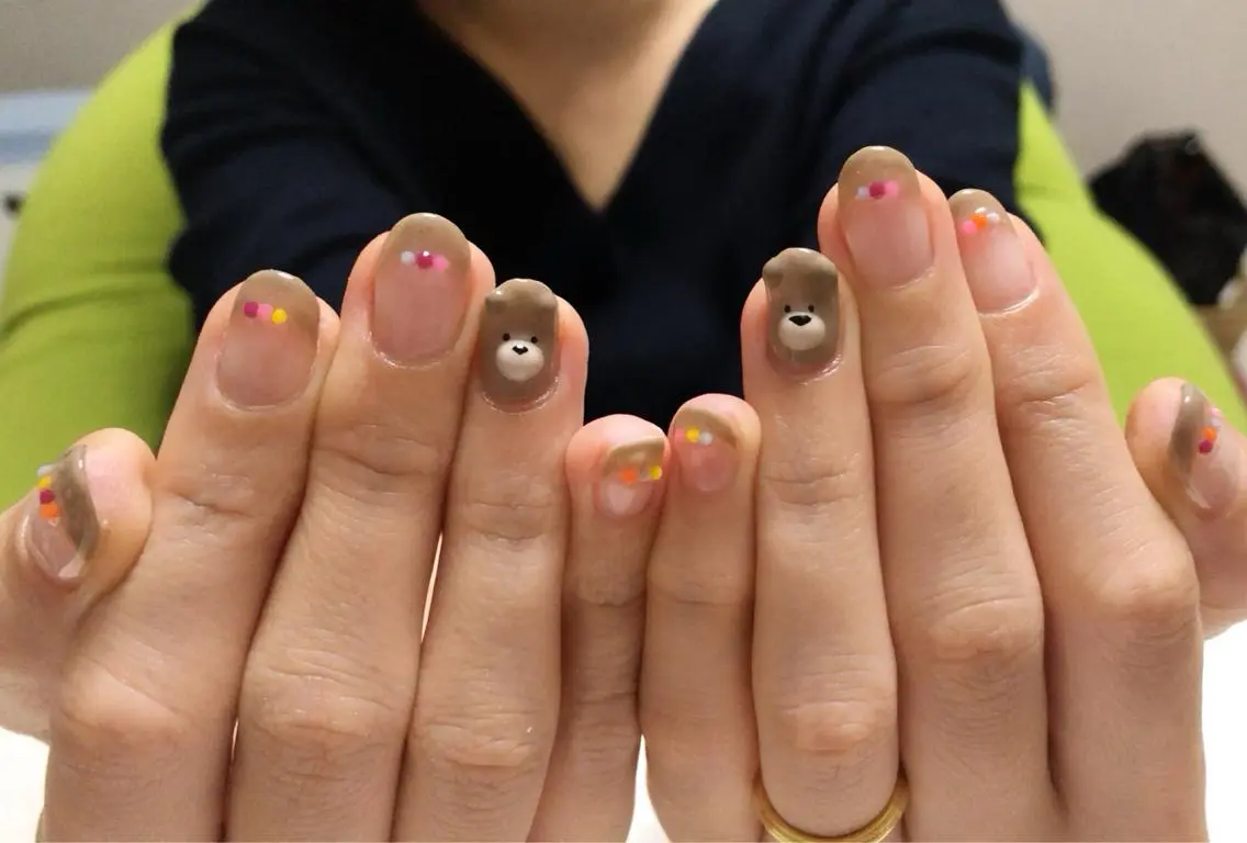 ネイル mano nella manoのネイルデザイン