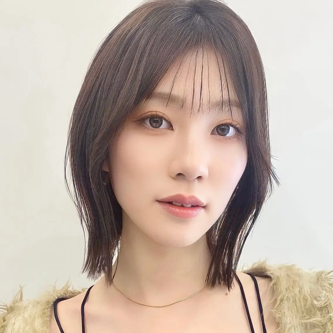 ショート カラー ヘアアレンジ KONOMI スタイリストのヘアスタイル