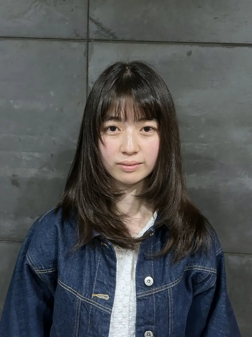 ミディアム レイヤーカット 神楽坂サロン オカザキナナミのヘアスタイル