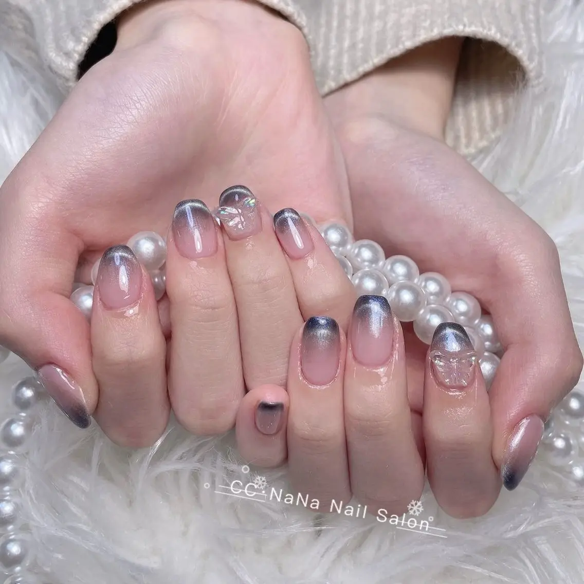 ネイル フレンチネイル マグネットネイル マグネットフレンチ ハンドネイル 💎CC・NaNa 韓国風ネイル🌙Cのネイルデザイン