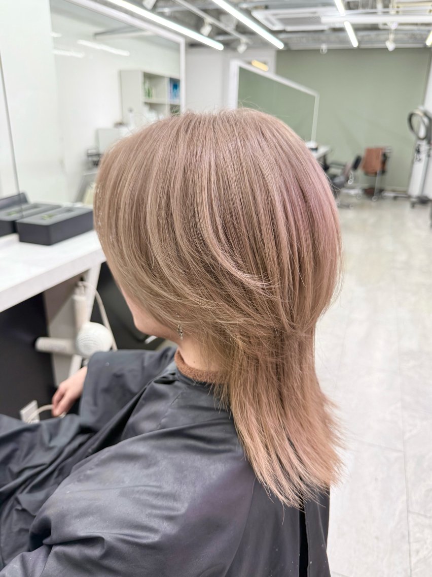 カラー メンズ ヘアカラー 🩶ハイトーン × プルエク🩶MIWAのヘアスタイル