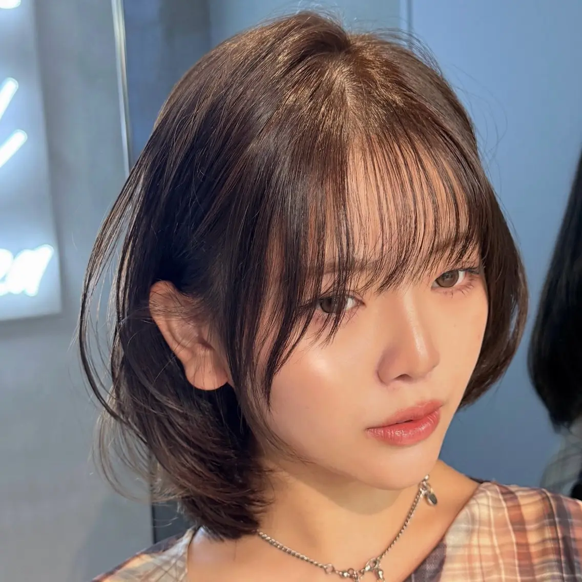 ミディアム カラー カット 縮毛矯正 《髪質改善✖️レイヤ ー🩶》ナオヤのヘアスタイル