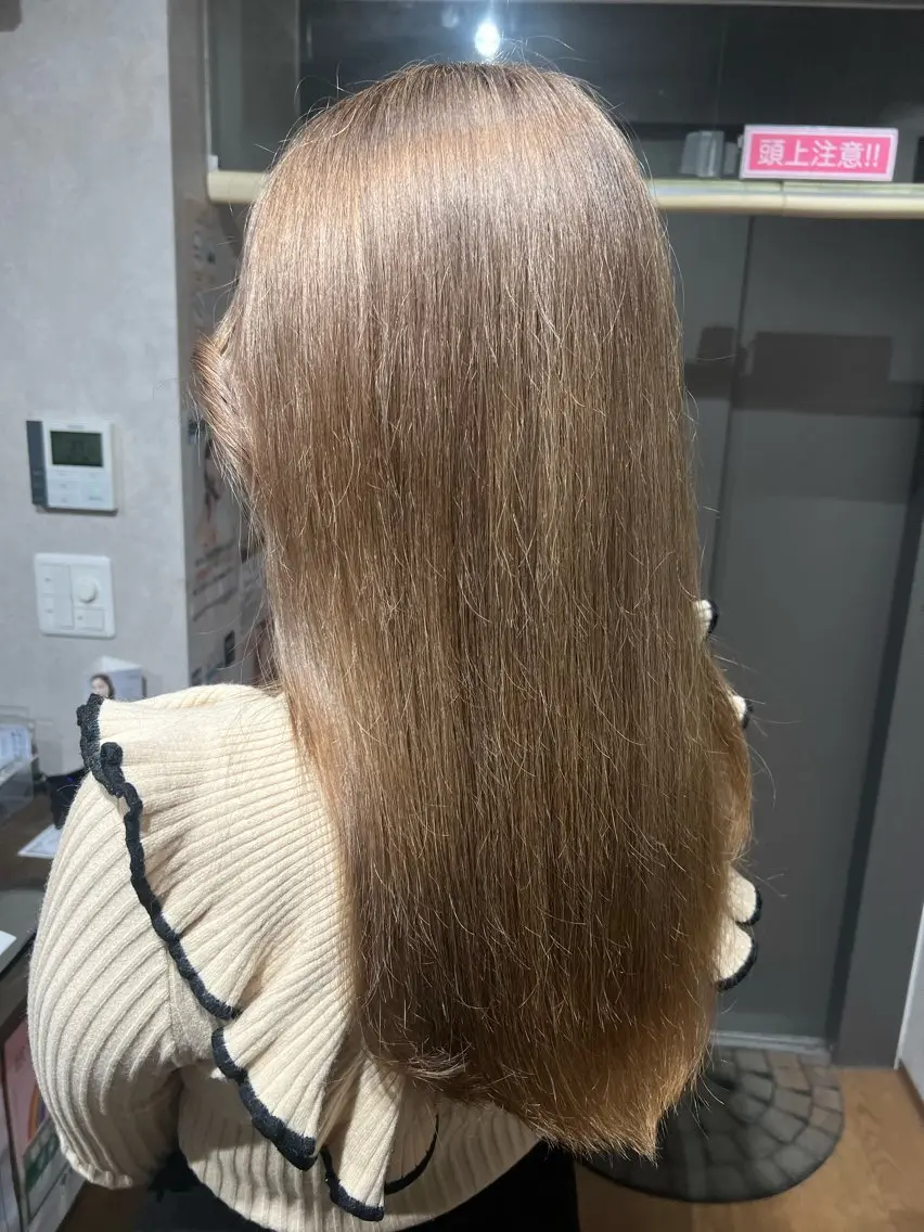 ロング カラー ベージュカラー ミルクティーベージュ カット ヘアカラー ✨ハイトーン カラー福岡拓也✨のヘアスタイル