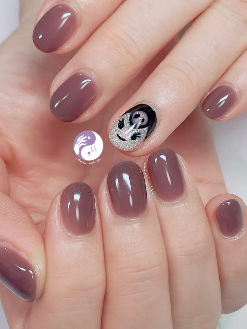 ネイル アートネイル ジェルネイル ワンカラーネイル 赤色 .Nails Mio 赤羽西ネイルサロンのネイルデザイン