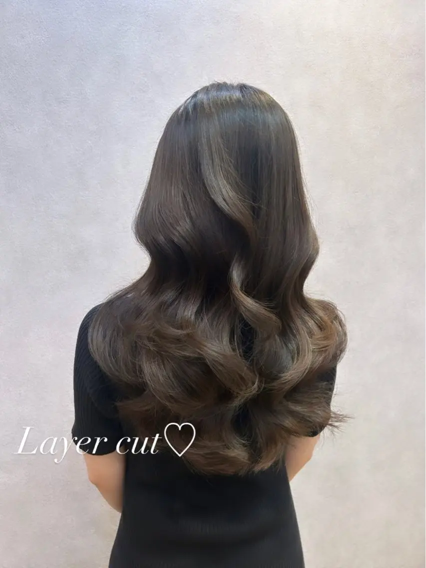 ロング カラー ヘアアレンジ グレージュ ヘアカラー トリートメント 🩷韓国ヘア/ヨシン モリ🩷Maikaのヘアスタイル