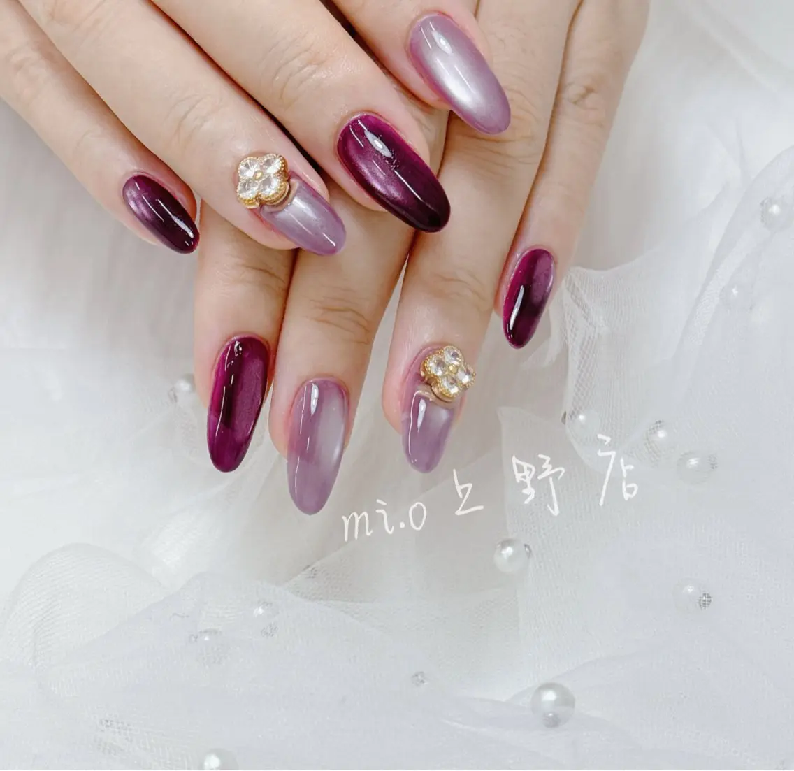 ネイル アートネイル ブルー ジェルネイル レース マグネットネイル ハンドネイル 💓mi.o Nail上野店のネイルデザイン