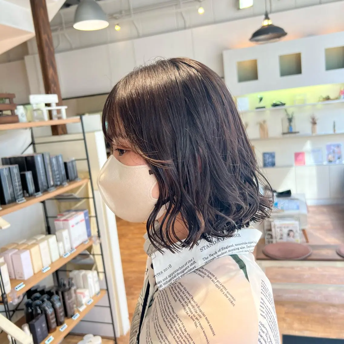 ミディアム ボブ カット ヘアカラー トリートメント インナーカラー♡ Nanakoのヘアスタイル