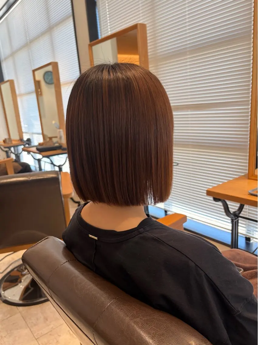 ミディアム ボブ カット 縮毛矯正 渡辺 望愛のヘアスタイル