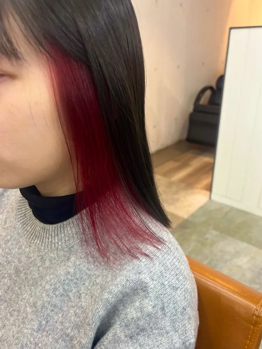 ミディアム 🩷艶カラー 🧡💛リサ🫧のヘアスタイル