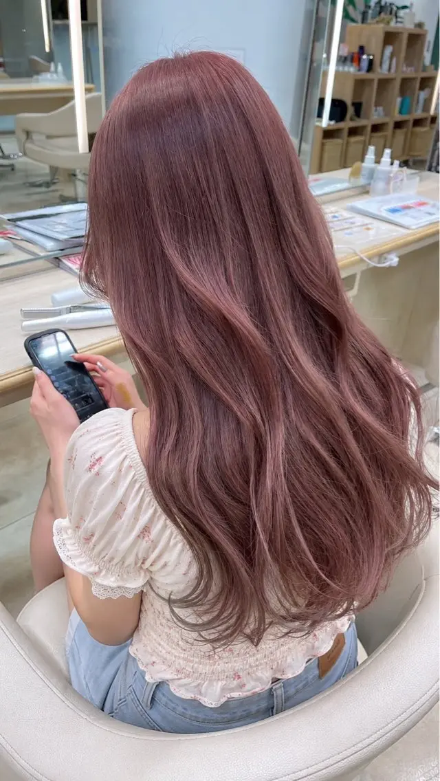 ミディアム ヘアカラー ✨盛れ×似合わせ💞 matsuri🌱のヘアスタイル
