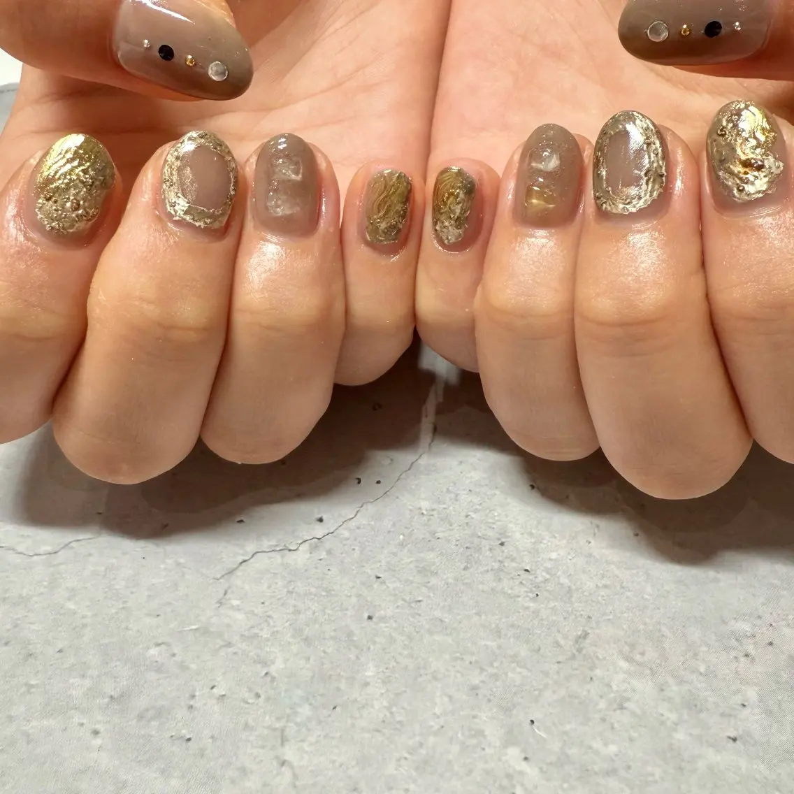 ネイル ハンドネイル chika .のネイルデザイン