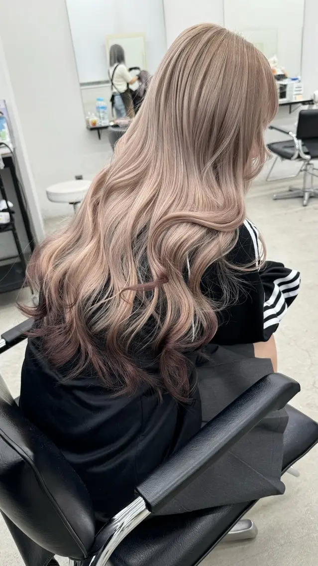 ロング カラー ベージュカラー ブリーチ 透明感カラー デザインカラー ハイトーンカラー ピンク/デザイン/ ハイトーン/KAKIのヘアスタイル